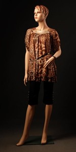 FEMALE MANNEQUIN