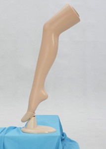 WOMEN'S THIGH-HIGH HOSIERY LEG